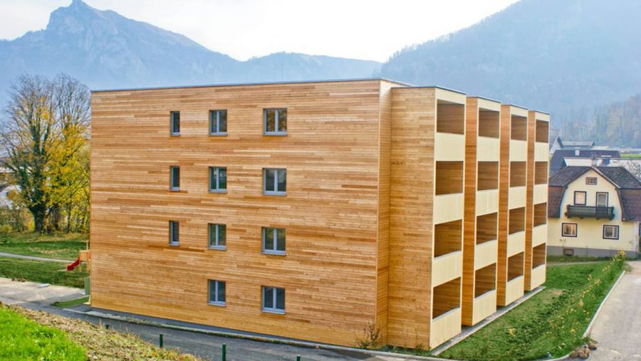 Moderne Holzimmobilie in ruhiger Lage, ideal für Wohnungskäufer in Wien. Nähe zu Natur und Erholung.