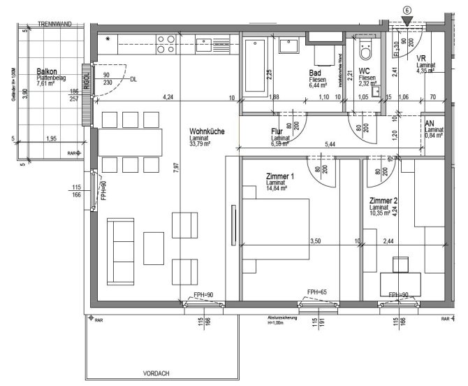 Grundriss einer Wohnung mit zwei Zimmern, Wohnküche, Bad, WC und Balkon. Maße und Raumaufteilung sind eingezeichnet.