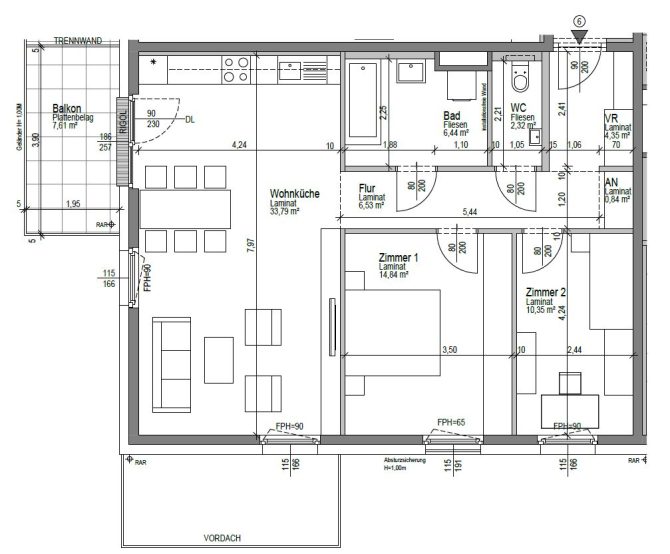 Grundriss einer Wohnung mit zwei Zimmern, Wohnküche, Bad, WC und Balkon.